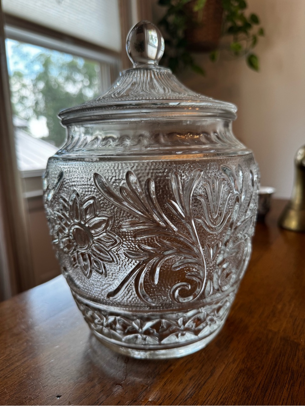 Vintage Anchor Hocking Sandwich Glass Daisy Pattern Biscuit Cookie Jar 11”